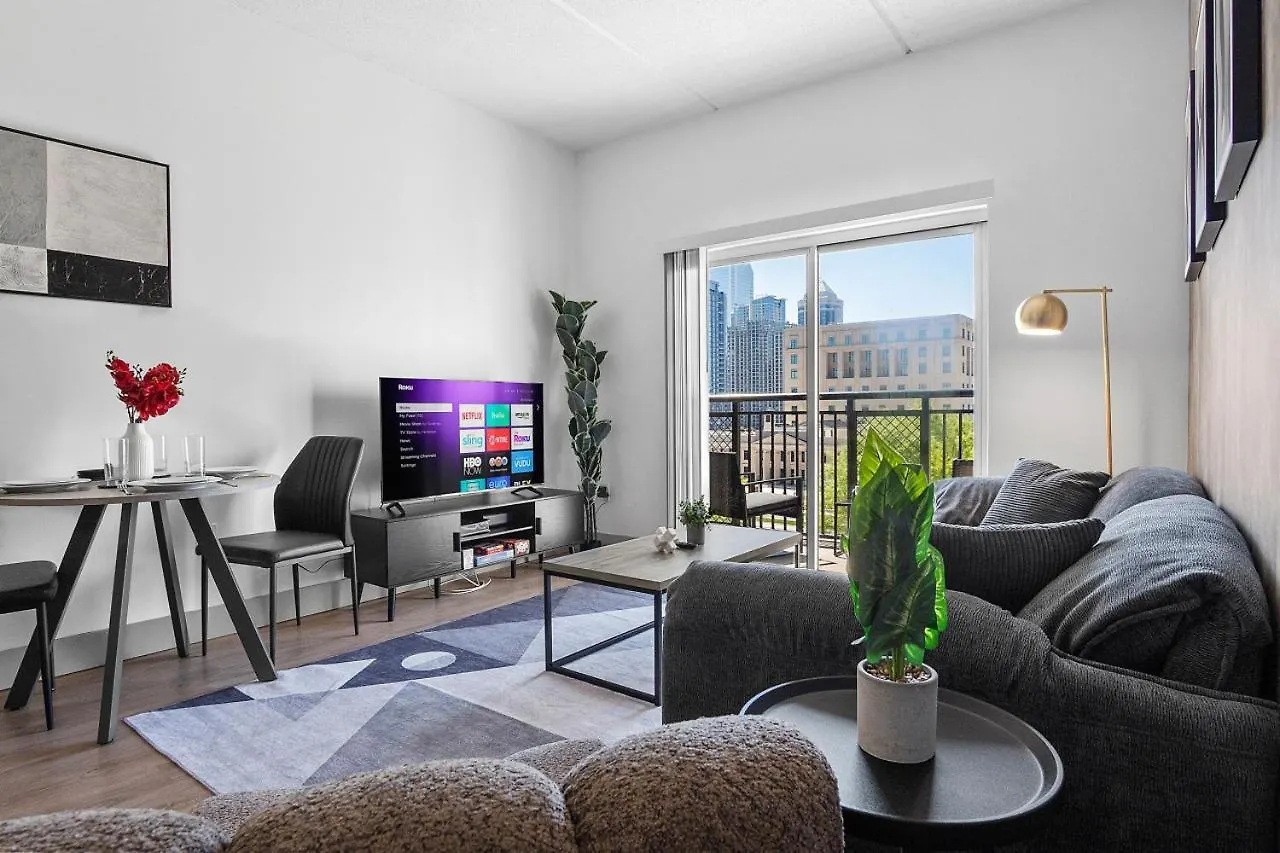 Apartment Midnight Marvel - Amazing City Views, Free Parking Charlotte